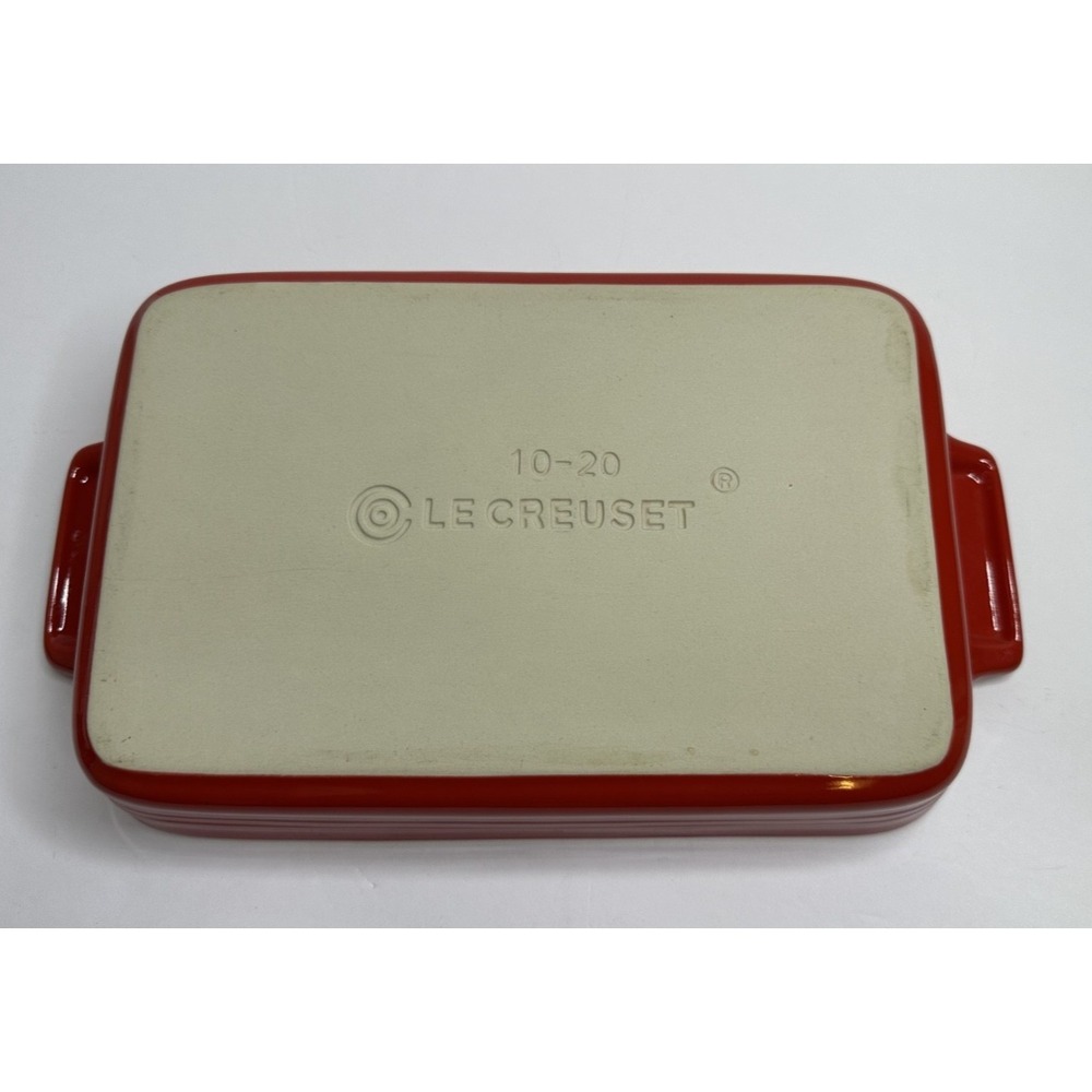 Le Creuset Red Ceramic Baking Pan Rectangle side handles 10 - 20 EUC